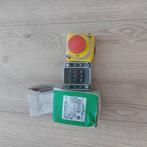 Schneider Electric XALK178W3B140G /Emergency-stop (Nieuw), Ophalen of Verzenden, Zo goed als nieuw