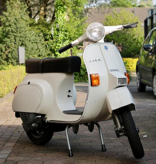 Vespa PK50S uit 1982 met 4 versnellingen in geweldige staat!, Fietsen en Brommers, Scooters | Vespa, Gebruikt, Overige modellen