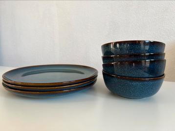 Servies Gladelig blauw beschikbaar voor biedingen