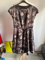 Ted Baker jurk maat 2 = 36/38, Kleding | Dames, Bruin, Ophalen of Verzenden, Zo goed als nieuw, Knielengte