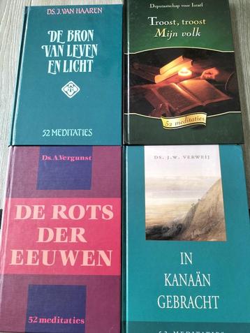 Diverse theologische boeken 52 weekmeditaties  beschikbaar voor biedingen