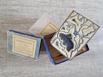 8 Vintage Schoolstempels Aardrijkskunde  beschikbaar voor biedingen