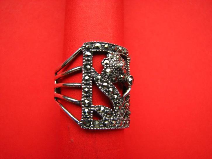 Mooie Zilveren ring met markasietjes - antiek look, Sieraden, Tassen en Uiterlijk, Antieke sieraden, Ring, Zilver, Verzenden