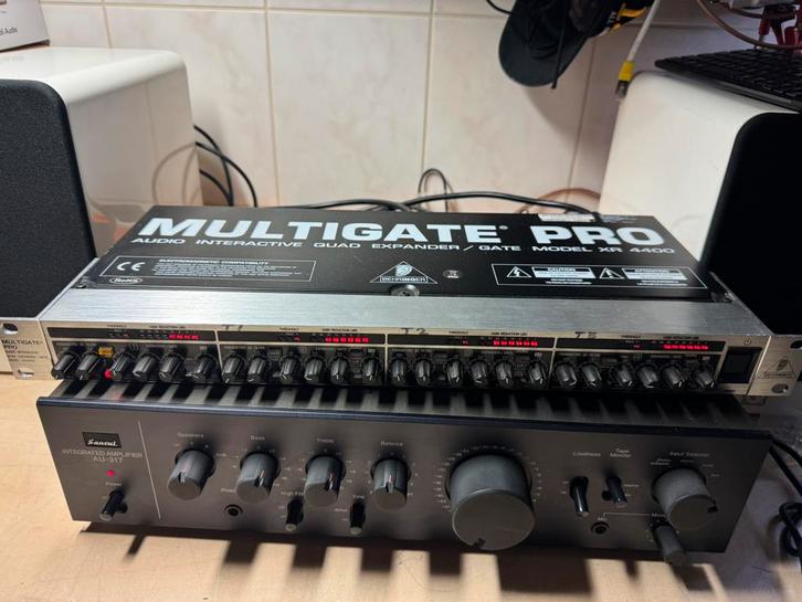 BEHRINGER MULTIGATE PRO XR 4400, Muziek en Instrumenten, Effecten, Gebruikt, Volume, Overige typen, Compressor, Ophalen of Verzenden