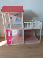 Barbie huis met lift, Kinderen en Baby's, Speelgoed | Poppenhuizen, Ophalen, Gebruikt