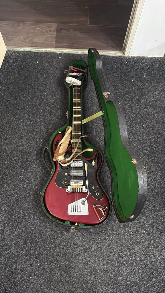 Hofner gitaar met koffer - Vintage!, Muziek en Instrumenten, Snaarinstrumenten | Gitaren | Elektrisch, Gebruikt, Solid body, Overige merken