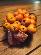 Schattig appel mandje  klei, Huis en Inrichting, Woonaccessoires | Schalen en Manden, Ophalen of Verzenden, Zo goed als nieuw