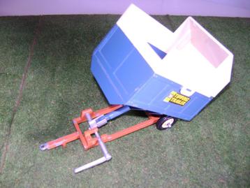 Silage kipper van Britains met grijze achterklep, nr. 9566 beschikbaar voor biedingen