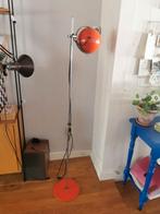 Retro vintage oranje bollenlamp, Huis en Inrichting, Lampen | Vloerlampen, Ophalen, Gebruikt, Minder dan 100 cm
