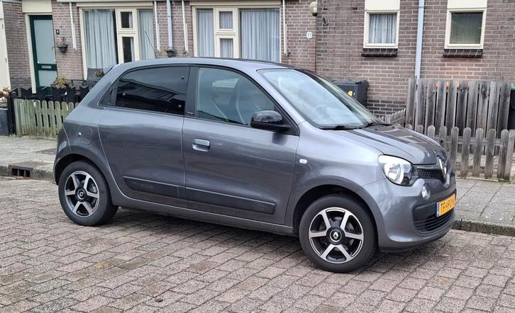 Renault Twingo 2018 Grijs te koop, Auto's, Renault, Particulier, Twingo, Benzine, C, Hatchback, Handgeschakeld, Origineel Nederlands