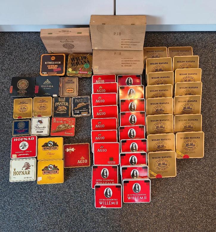 * 53 vintage sigarenblikken en kistjes *, Verzamelen, Rookartikelen, Aanstekers en Luciferdoosjes, Gebruikt, Tabaksdoos of Verpakking