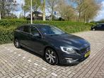 Volvo V60 D6 AWD Plug-in Hybrid summum/leder/schuifdak/2e, Auto's, 215 pk, Origineel Nederlands, Te koop, Zilver of Grijs