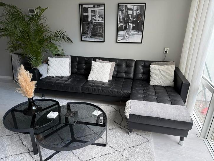 Ikea Landskrona 3 zitsbank met chaise longue zwart leer, Huis en Inrichting, Banken | Complete zithoeken, Zo goed als nieuw, Leer