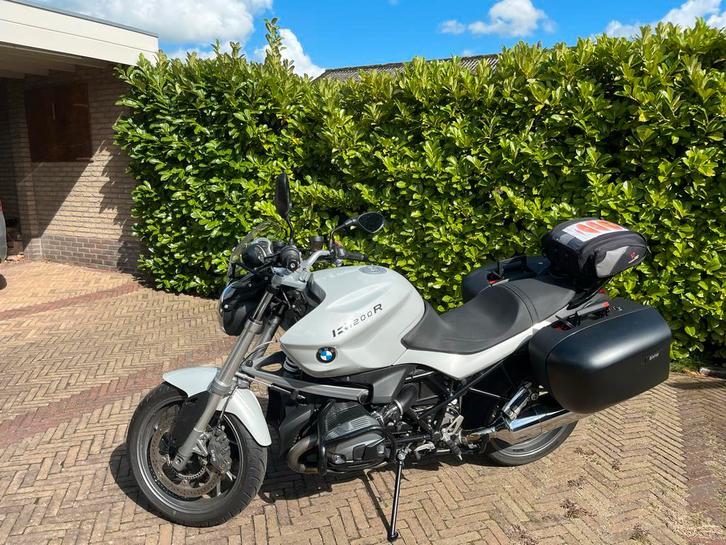 BMW R1200R 2012 - met koffers!, Motoren, Motoren | BMW, Particulier, Naked bike, meer dan 35 kW, 2 cilinders, Motorrijbewijs A