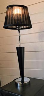 Mooie lamp met zilveren details,hout en zwarte kap, Ophalen, Zo goed als nieuw, Hout, Minder dan 50 cm