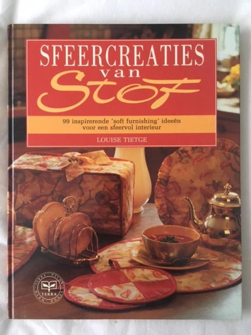 Sfeercreaties van Stof (Louise Tietge) 128 pagina's, Boeken, Hobby en Vrije tijd, Zo goed als nieuw, Ophalen of Verzenden