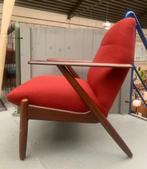 Donkerrode damesfauteuil hout - vintage retro stoel, Huis en Inrichting, Fauteuils, Ophalen, Hout, Gebruikt, Minder dan 75 cm