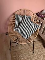 Stoel (voedingsstoel), Ophalen, Zo goed als nieuw, Eén