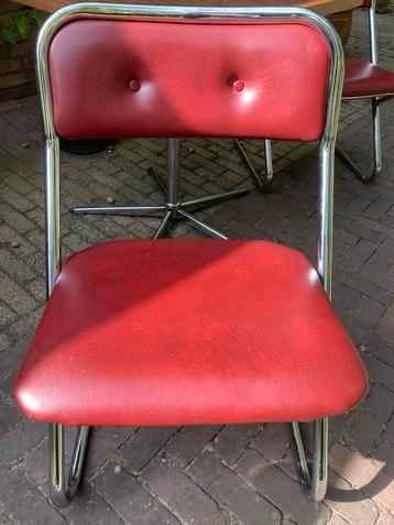 Desing stoelen origineel uit de jaren 70tig beschikbaar voor biedingen