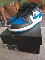 Nike air Jordon 1 low maat 40, 1 keer gedragen, Ophalen, Zo goed als nieuw, Jongen, Schoenen