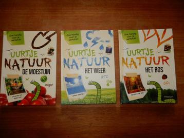 3x boek Uurtje natuur: het bos, het weer en de moestuin beschikbaar voor biedingen