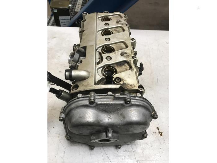 Cilinderkop van een Audi A8, Auto-onderdelen, Motor en Toebehoren, Audi, Gebruikt, 3 maanden garantie, Ophalen of Verzenden