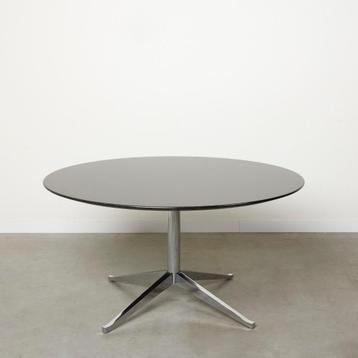 Florence Knoll ronde tafel jaren 60 70 design