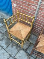 Antieke houten stoel, Ophalen