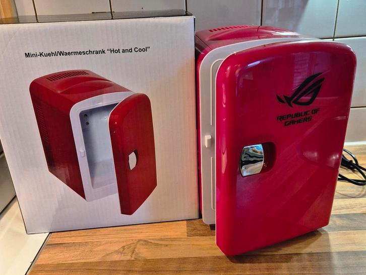 Nieuwe Republic of Gamers Mini Koelkast, Witgoed en Apparatuur, Koelkasten en IJskasten, Nieuw, Zonder vriesvak, Minder dan 75 liter