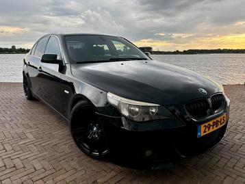 BMW 5-Serie 2.5 I 525 525i AUT Automaat 2004 Zwart  beschikbaar voor biedingen