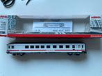 40502 Marklin “Bordbistro” wagen van DB Amst.-Berlijn, Hobby en Vrije tijd, Modeltreinen | H0, Ophalen of Verzenden, Zo goed als nieuw