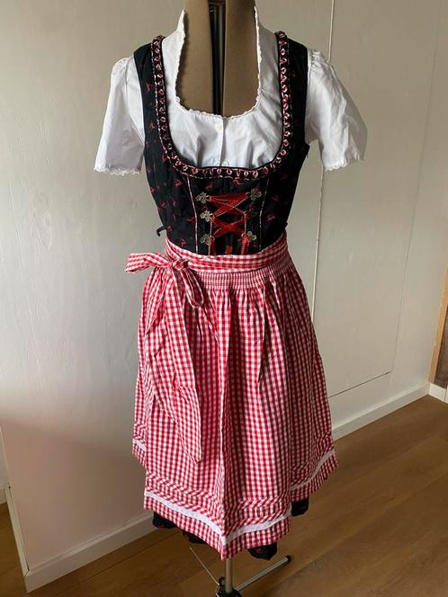 Dirndl 2 - delig maat 42, Kleding | Dames, Carnavalskleding en Feestkleding, Zo goed als nieuw, Kleding, Overige thema's, Maat 42/44 (L)