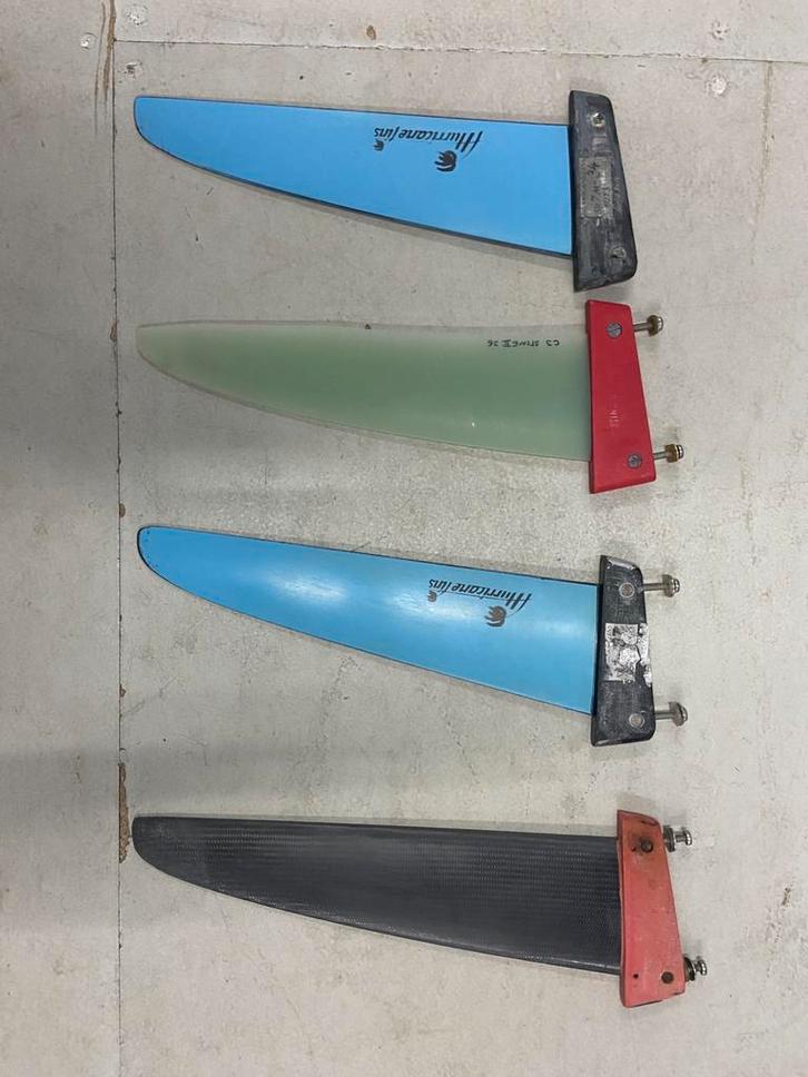 Hurricane / Busca / C3 slalom vinnen, Watersport en Boten, Windsurfen, Zo goed als nieuw, Overige typen, Minder dan 5 m², Ophalen of Verzenden