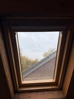 Velux houten dakraam tuimelvenster veiligheidsglas, Ophalen, Dubbelglas, Gebruikt, Minder dan 80 cm
