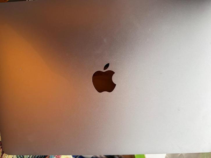 Apple MacBook Pro 13" (2022) Apple M2, Computers en Software, Apple Macbooks, Zo goed als nieuw, MacBook Pro, 13 inch, 256 GB