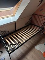 Ikea minnen uitschuifbed meegroeibed peuterbed zwart, Ophalen, 70 tot 85 cm, Zo goed als nieuw, Matras