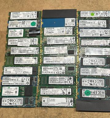 A-merk 256GB M.2 SSD 2280 schijven. beschikbaar voor biedingen