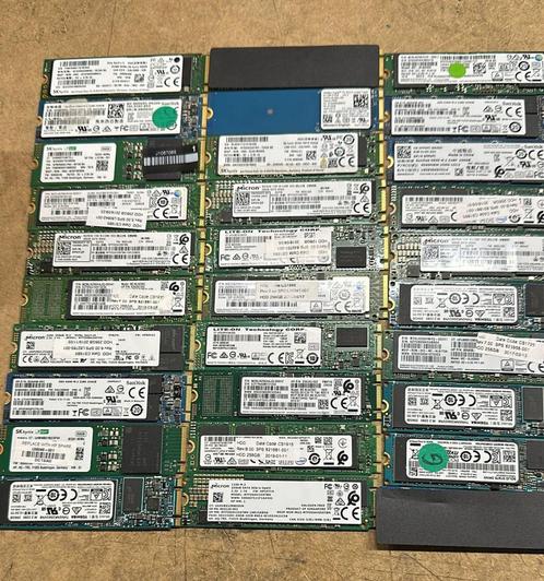 A-merk 256GB M.2 SSD 2280 schijven., Computers en Software, RAM geheugen, Zo goed als nieuw, Laptop, DDR4, Ophalen of Verzenden