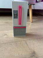 Speelgoed Barbie Koelkast - Accessoire voor Speelkeuken, Kinderen en Baby's, Speelgoed | Speelkeukens, Ophalen of Verzenden, Zo goed als nieuw