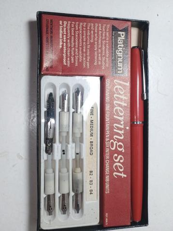 Platignum Lettering Set Kalligrafie beschikbaar voor biedingen
