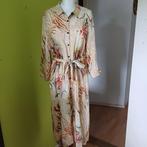 Mooie knoopjurk Olga van Maicazz maat XL, Kleding | Dames, Jurken, Beige, Maat 46/48 (XL) of groter, Ophalen of Verzenden, Onder de knie