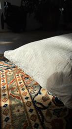 Linnen kussen By Mölle, Huis en Inrichting, Woonaccessoires | Kussens, Ophalen of Verzenden, Zo goed als nieuw, Beige, Rechthoekig