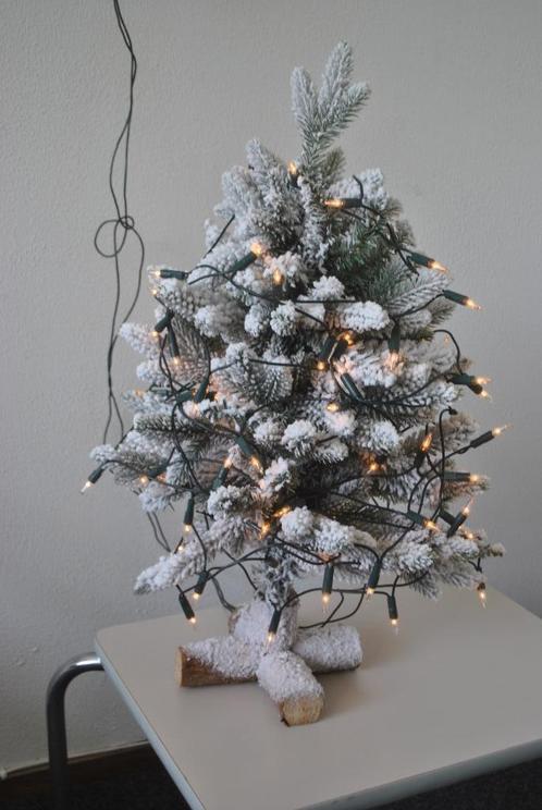 Kerstboompje met verlichting, 67 cm hoog, Diversen, Kerst, Gebruikt, Ophalen of Verzenden