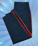 SET Donkerblauwe Broek met rode bies Maat 40, Kleding | Dames, Broeken en Pantalons, Maat 38/40 (M), SET, Blauw, Ophalen of Verzenden