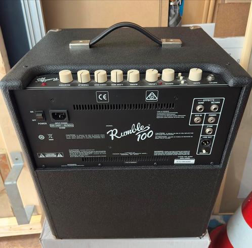 Fender Rumble 100 Basgitaarversterker, Muziek en Instrumenten, Versterkers | Bas en Gitaar, Gebruikt, Basgitaar, 50 tot 100 watt