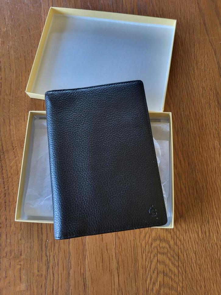 Zwarte leren portefeuille in orginele doos, Sieraden, Tassen en Uiterlijk, Portemonnees, Zo goed als nieuw, Overige merken, Zwart
