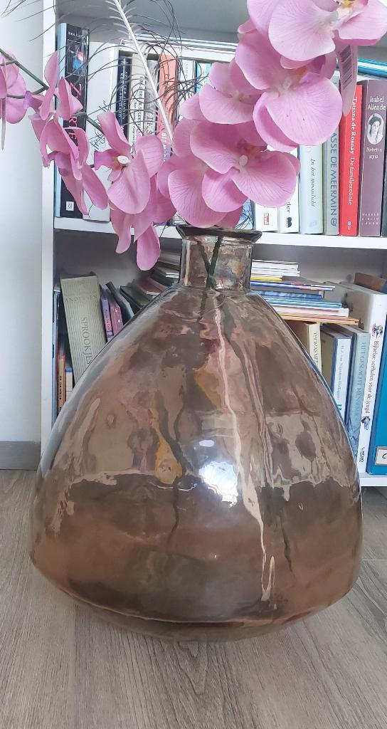 Mooie roze buikfles transparant., Huis en Inrichting, Woonaccessoires | Vazen, Zo goed als nieuw, Overige kleuren, Minder dan 50 cm