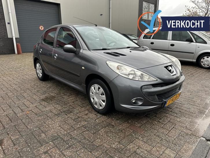 Peugeot 206 + VERKOCHT 1.4 XS Airco Nw APK NAP!, Auto's, Peugeot, Bedrijf, ABS, Airbags, Airconditioning, Elektrische ramen, Mistlampen