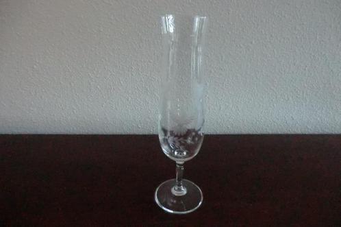 hoog drinkglas -met ingegraveerde vogels en het jaartal 1990, Antiek en Kunst, Antiek | Glas en Kristal, Ophalen of Verzenden