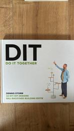 Dennis Storm - DIT. Do it together, Ophalen of Verzenden, Mode algemeen, Dennis Storm, Zo goed als nieuw